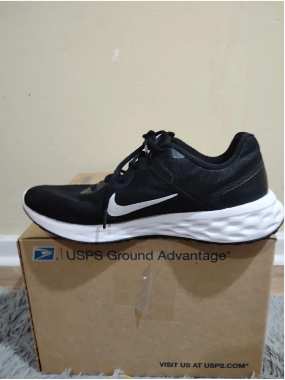 Nike Revolution 6 Next Nature Men Size 10.5 Black/White Athletic Shoe DC3728-003
